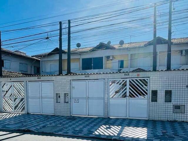 #200 - Casa para Venda em Praia Grande - SP - 1